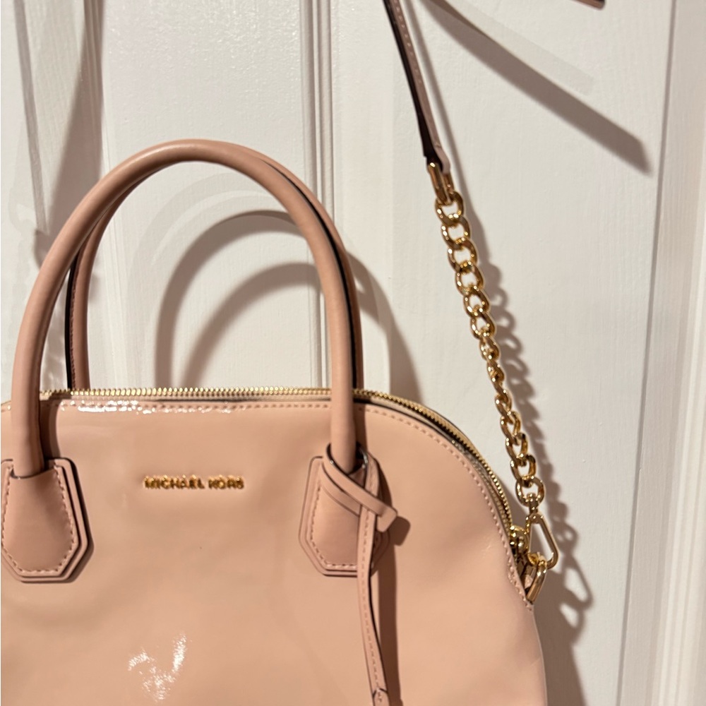 Michael Kors Blush Pink Purse - Picture 4 of 9